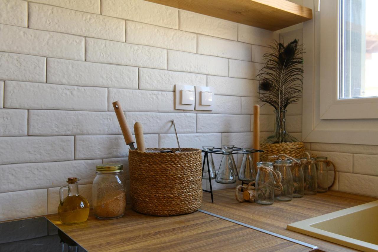 La Maisonette House In The Heart Of Liapades Close To Rovinia Beach & Paleokastritsa Exterior photo